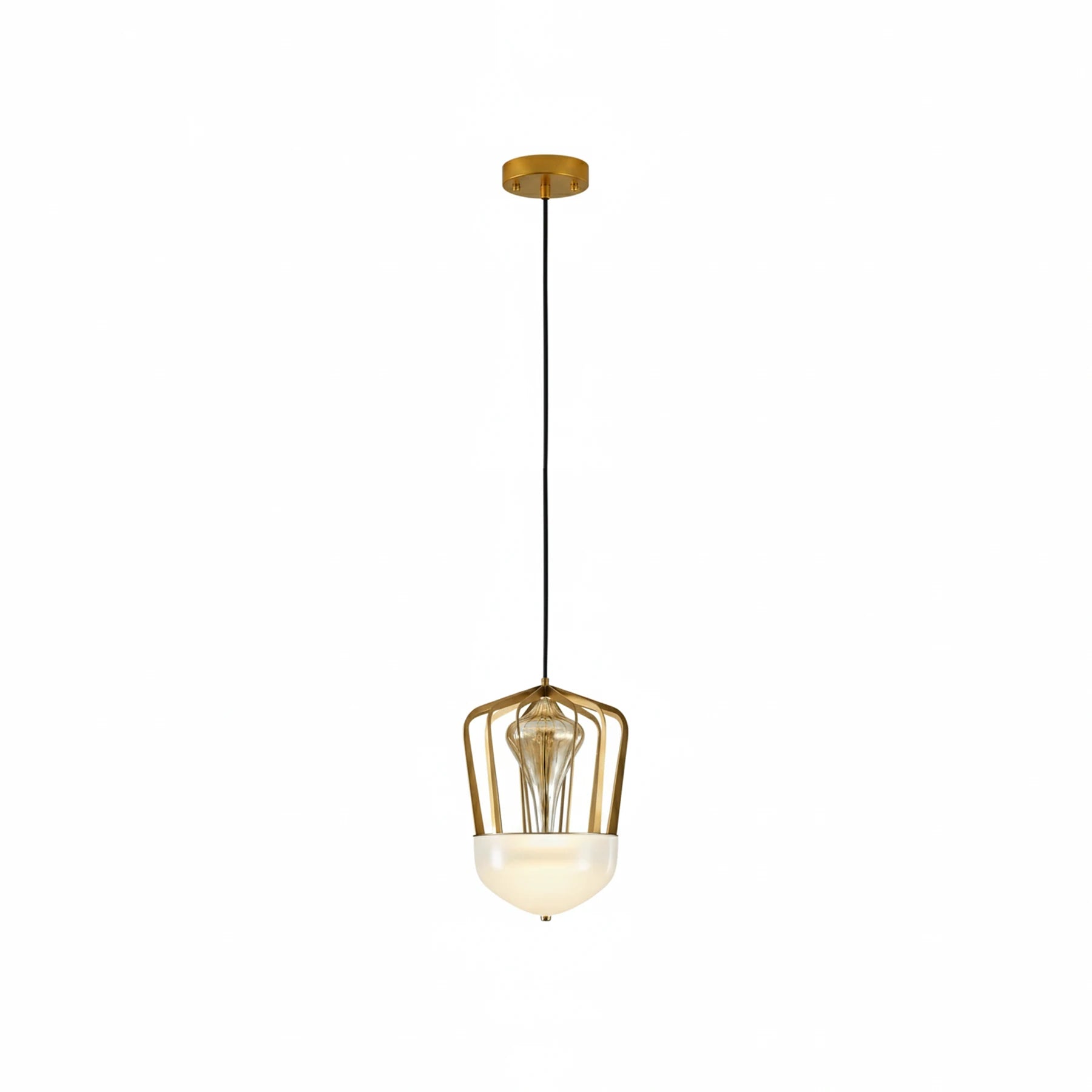 The Atlas Ribbed Pendant