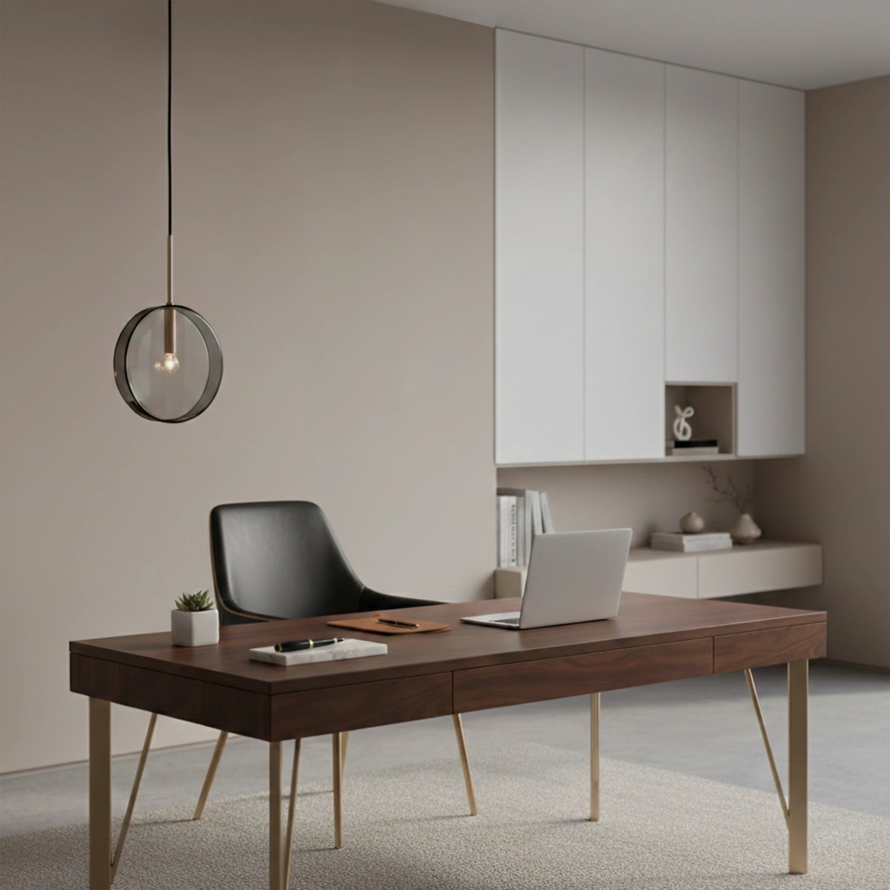 The Atlas Elongated Pendant